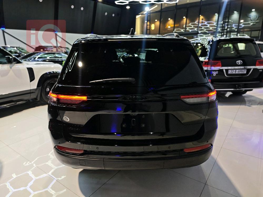 جيب جراند شيروكي